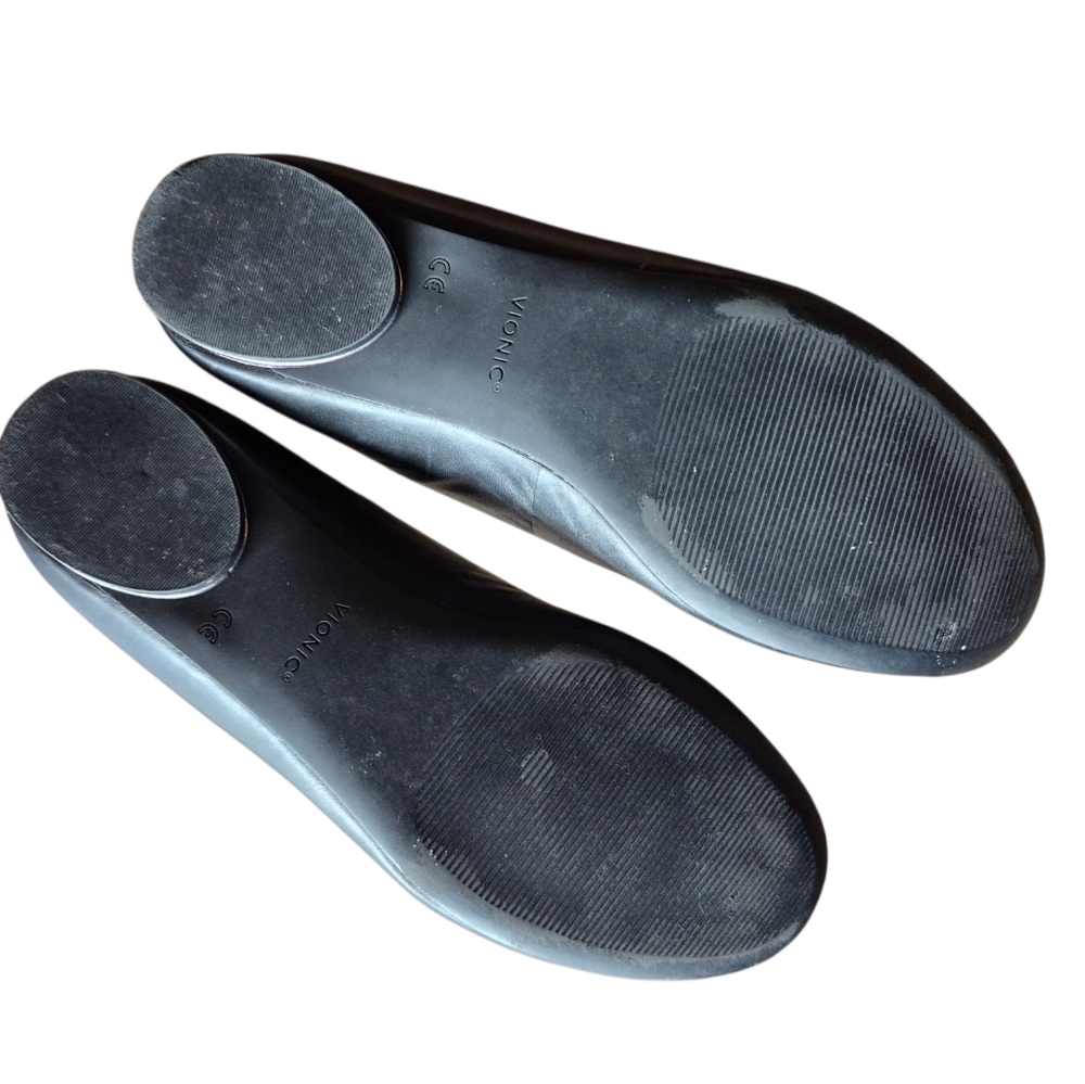 Vionic Black Women's Shoes 10 - Picture 6 of 7